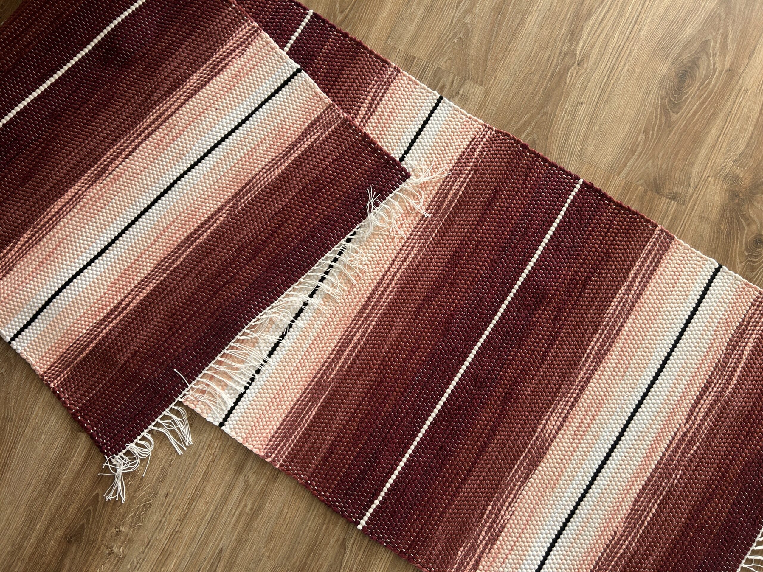 0,68 x 2,23 Tumepunane + lõheroosa südamikega - Image 3