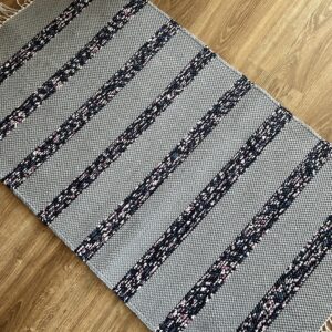 0,69 x 1,23 Hall + sinise-lilla kirju triibuline