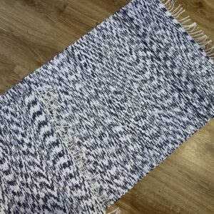 0,66 x 1,28 / 0,68 x 1,71 Tumesinise - valge - kirju